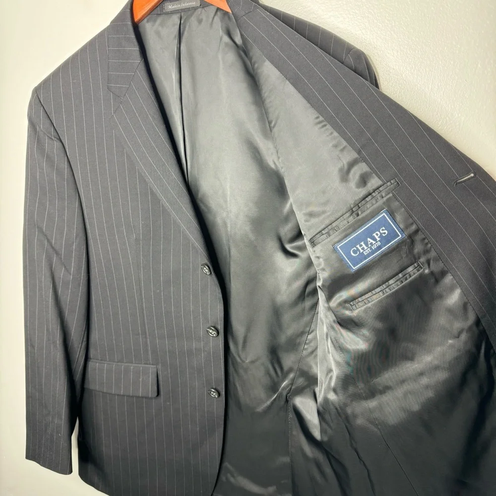 Chaps 3 Button Black Blazer 100% Wool Size 42R‎